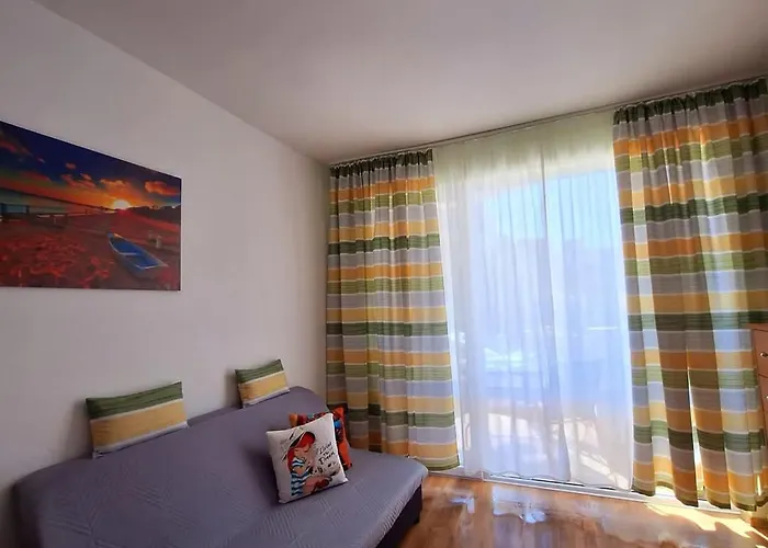 Apartament-a12 * Balchik